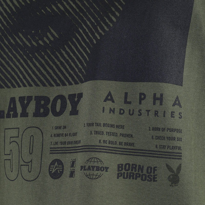мужская зеленая футболка Alpha Industries x PLAYBOY World Tour Tee CTP51500C1-olive - цена, описание, фото 2